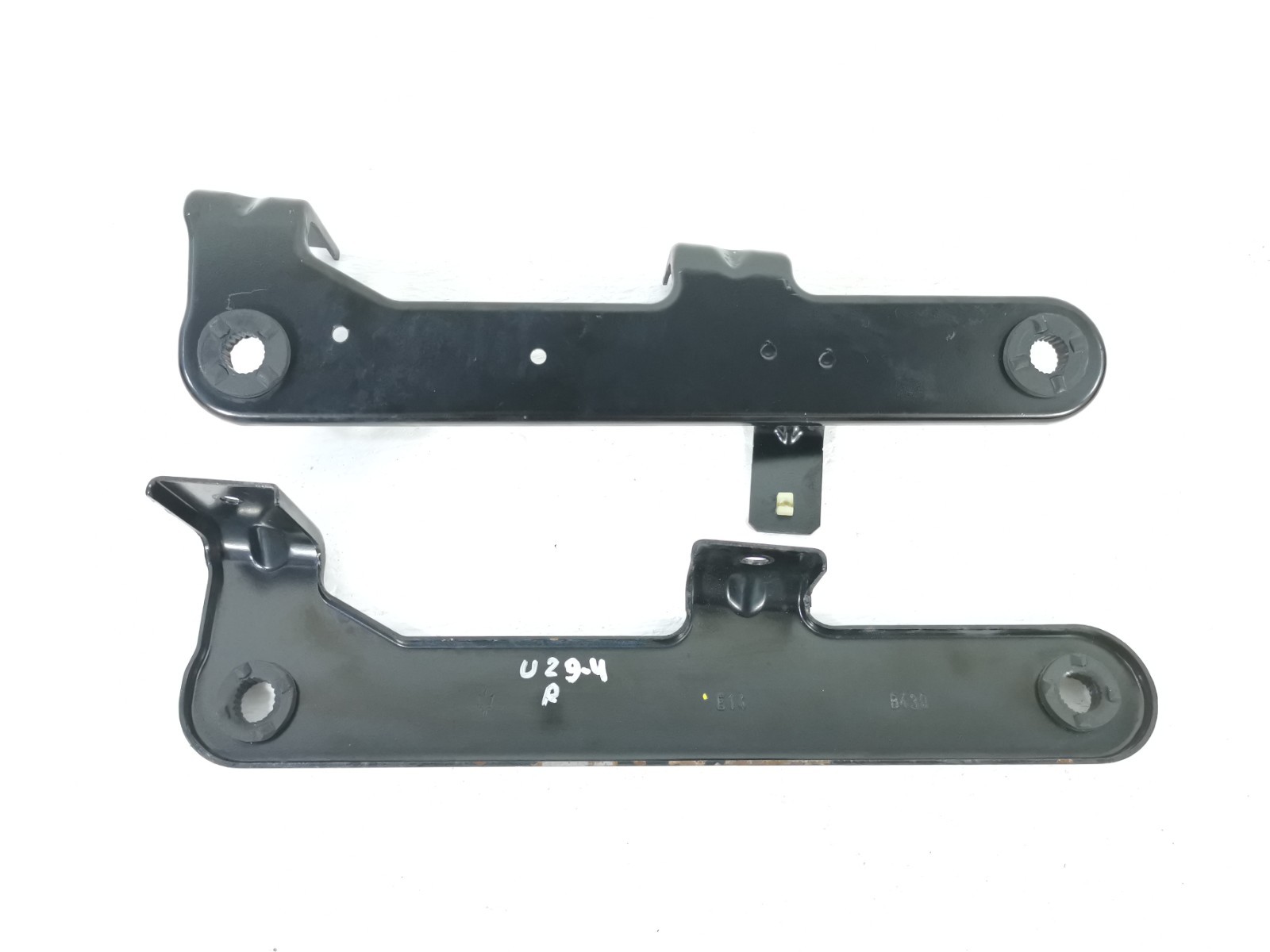 Maserati Ghibli S 3.0 Q4 2015  Left & Right Side Intercooler Upper Bracket OEM