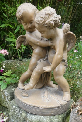 Grande Terre Cuite d'après Pigalle angelots Putti Amour engobe crème début XXém - Photo 1/4