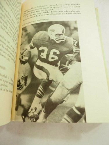 The New Junior Encyclopedia of Sports by Herbert Kamm Hardcover 1975 - Picture 8 of 9