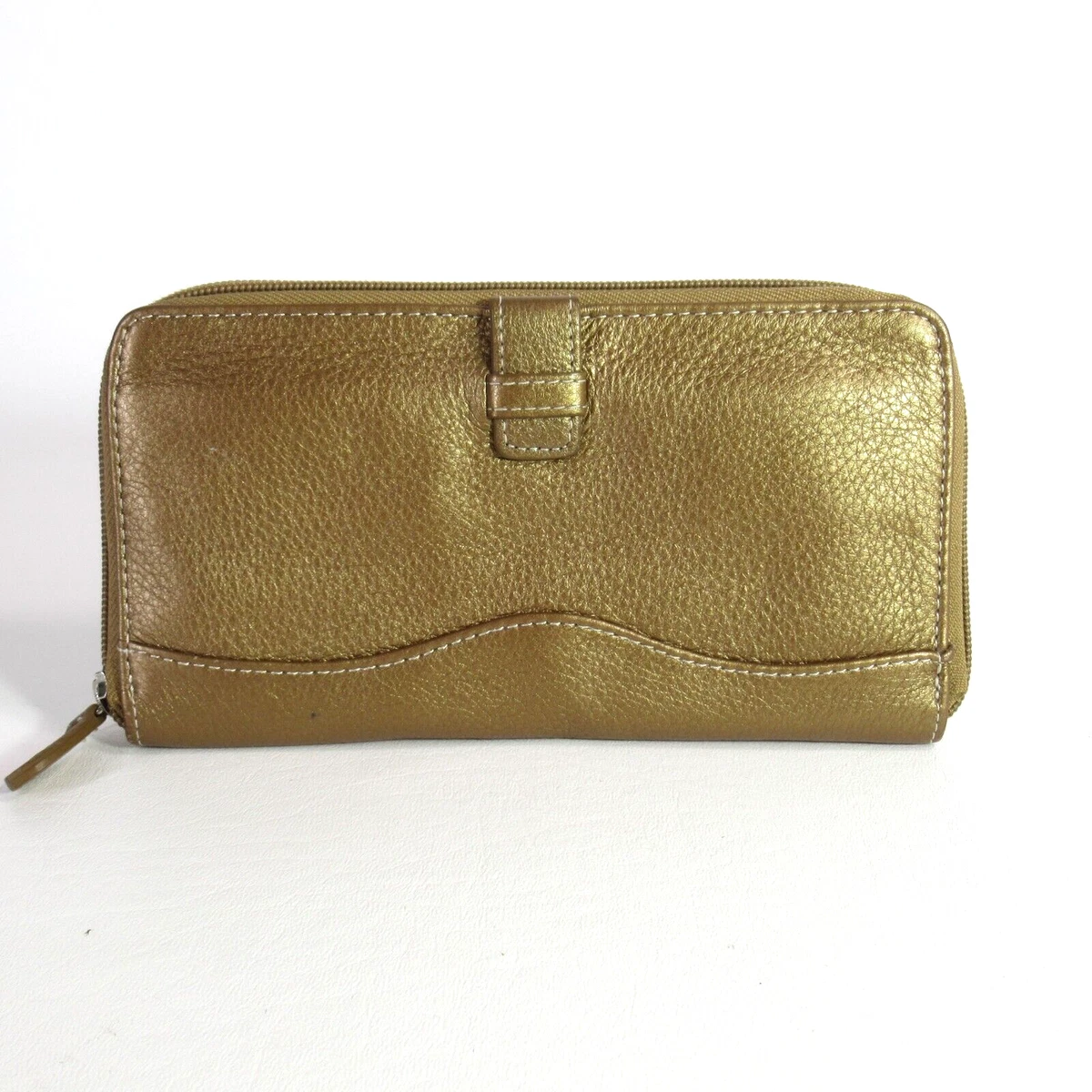 Tignanello outlet wallet price