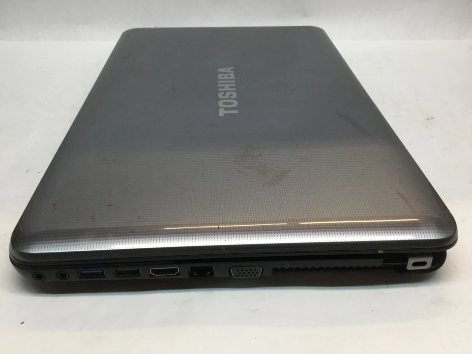 Toshiba Satellite C855D-S5116 15" Laptop AMD A6-4400M-BROKEN HINGE -MZ - Image 4 of 4