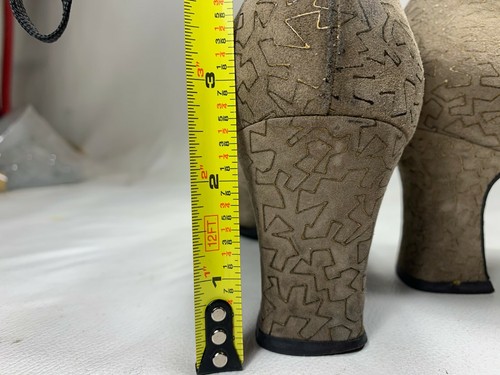 Salvatore Ferragamo low Heels/Pumps 7B Italy Women's Taupe/Tan Brushed Leather - Picture 12 of 12