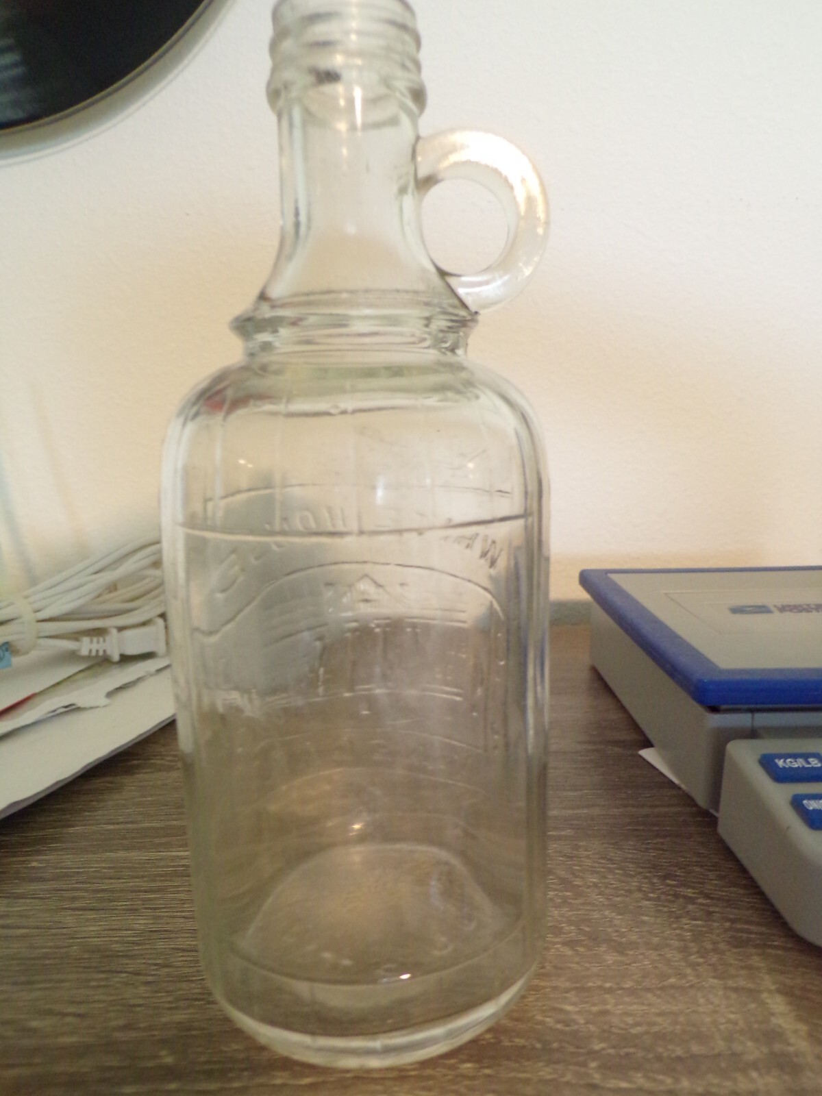 VINTAGE WHITE HOUSE VINEGAR BOTTLE eBay