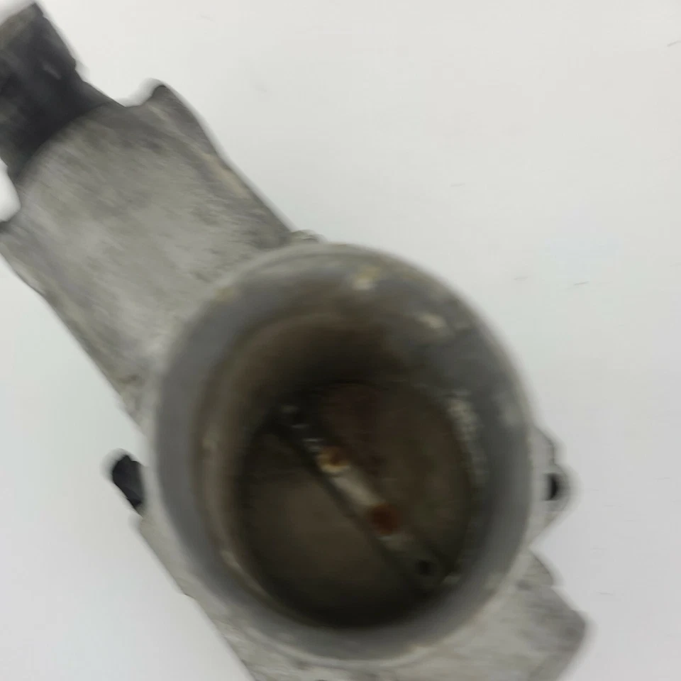 95-01 Se adapta a carrocería del acelerador del motor BMW E38 E31 7 8 Series 750iL 850Ci M73 Foto 3 de 4