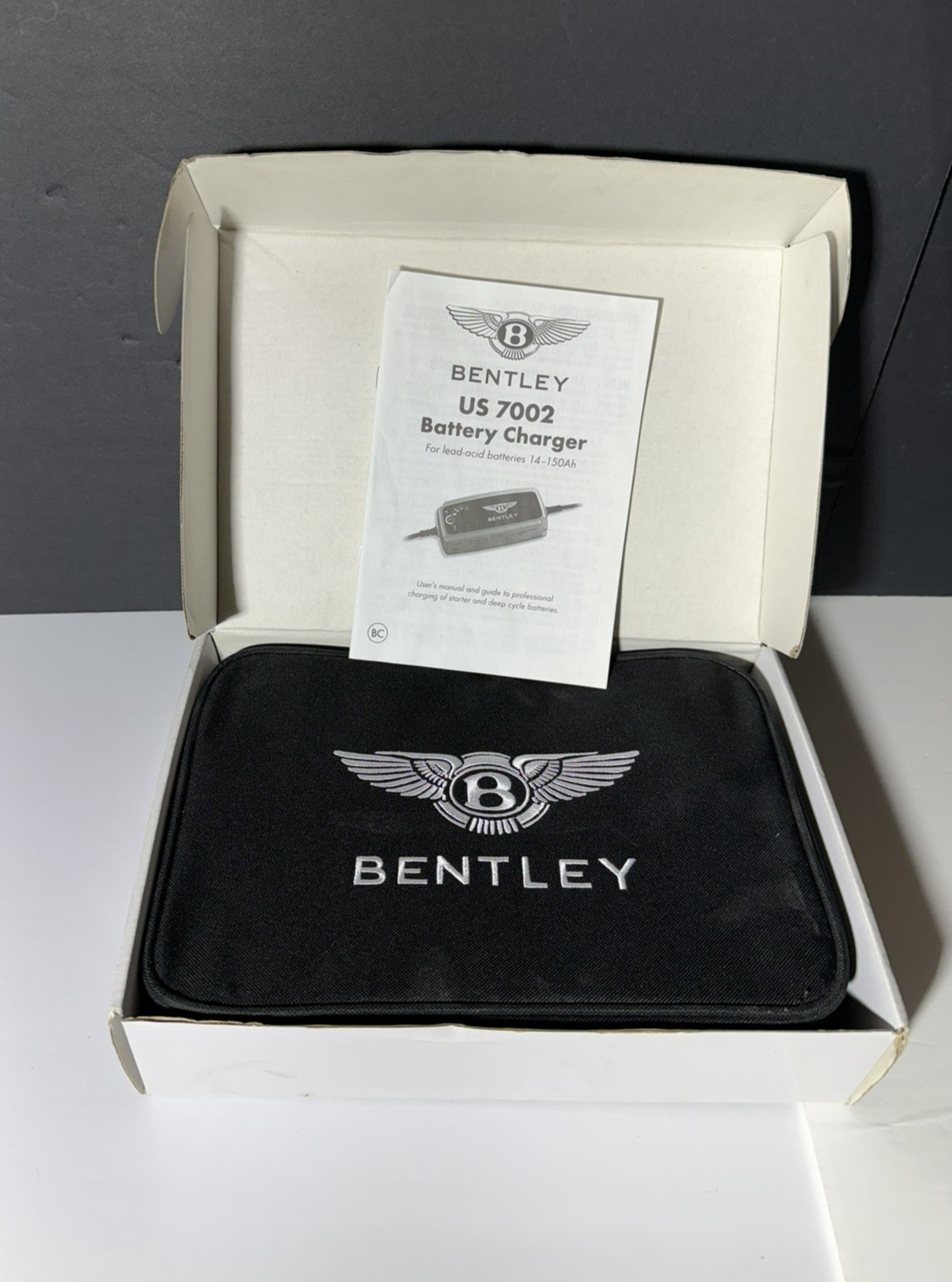Bentley OEM Battery Maintainer Trickle Charger Bentayga Continental 3Y0915685A