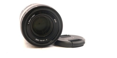 Sony E 50mm F1.8 OSS Prime Lens (Black)