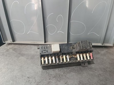 Original VW Golf Jetta Scirocco Sicherungskasten Zentralelektrik 171941821B
