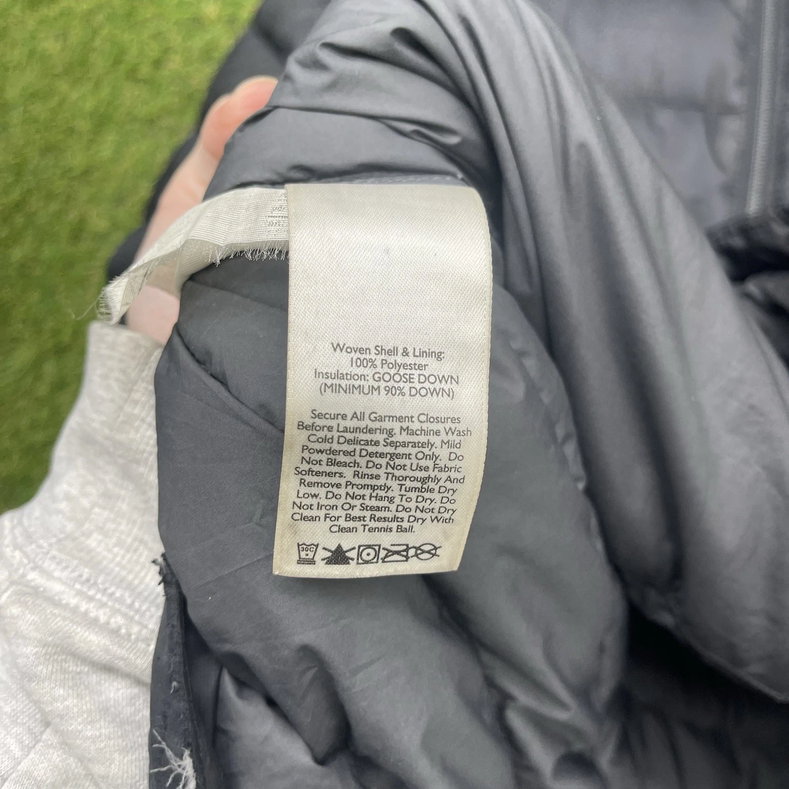 Eddie Bauer EB650 Down Puffer Jacket Mens Large Hooded Zip Up Winter Gorp - product detail image 4