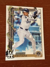 SHOHEI OHTANI 2025 Topps Holiday Base Holiday Back Image Variation #H200 SP
