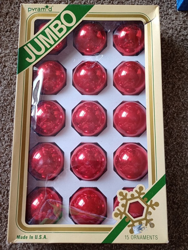 #357 18 VINTAGE "PYRAMID" RED 2 1/3" BULB S FOR CHRISTMAS TREE original box