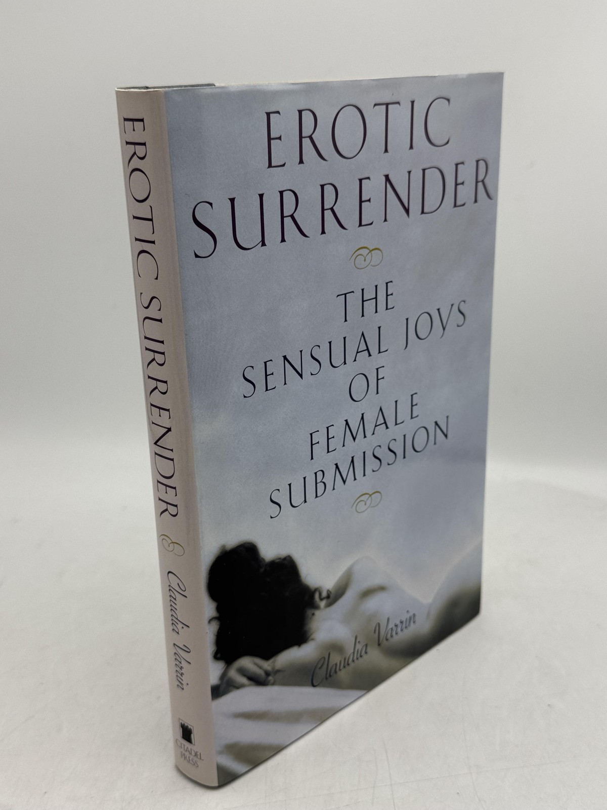 Erotic Surrender: The Sensual Joys of Female Submission Varrin,