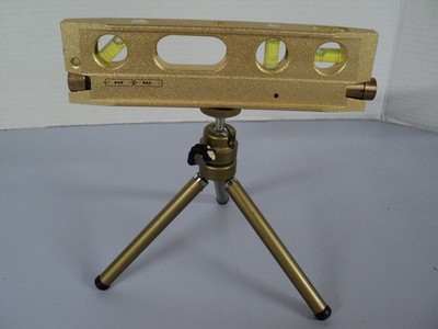Gold Unbranded 7'' Torpedo line 7''Laser Level & Mini Tripod Works