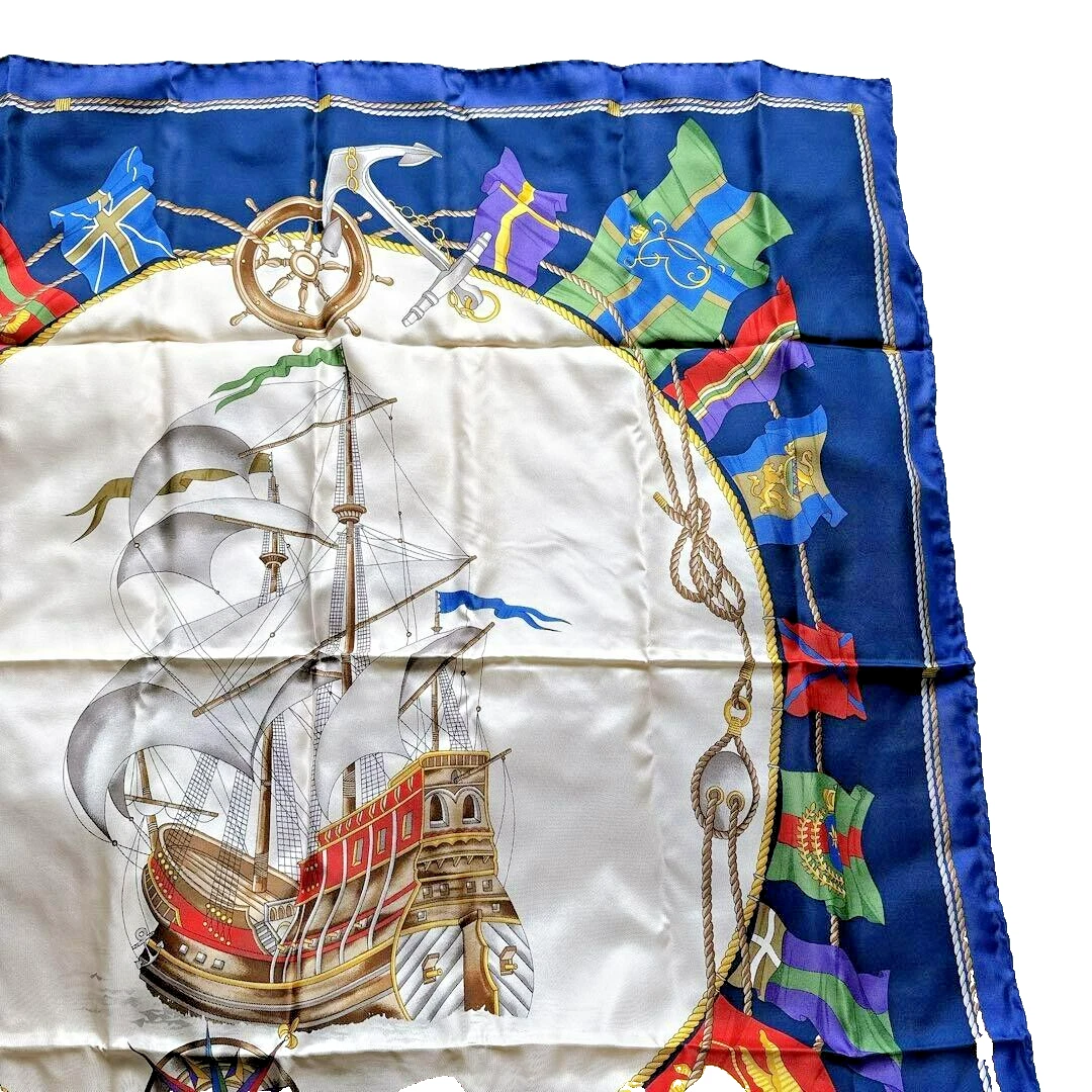 Foulard GUCCI, drapeau nautique, grande taille, luxueux motif voilier bon 02 ans