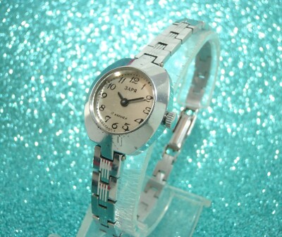 ZARIA USSR Ladies Women's Watch Mechanical Watch Serviced Soviet Scratches