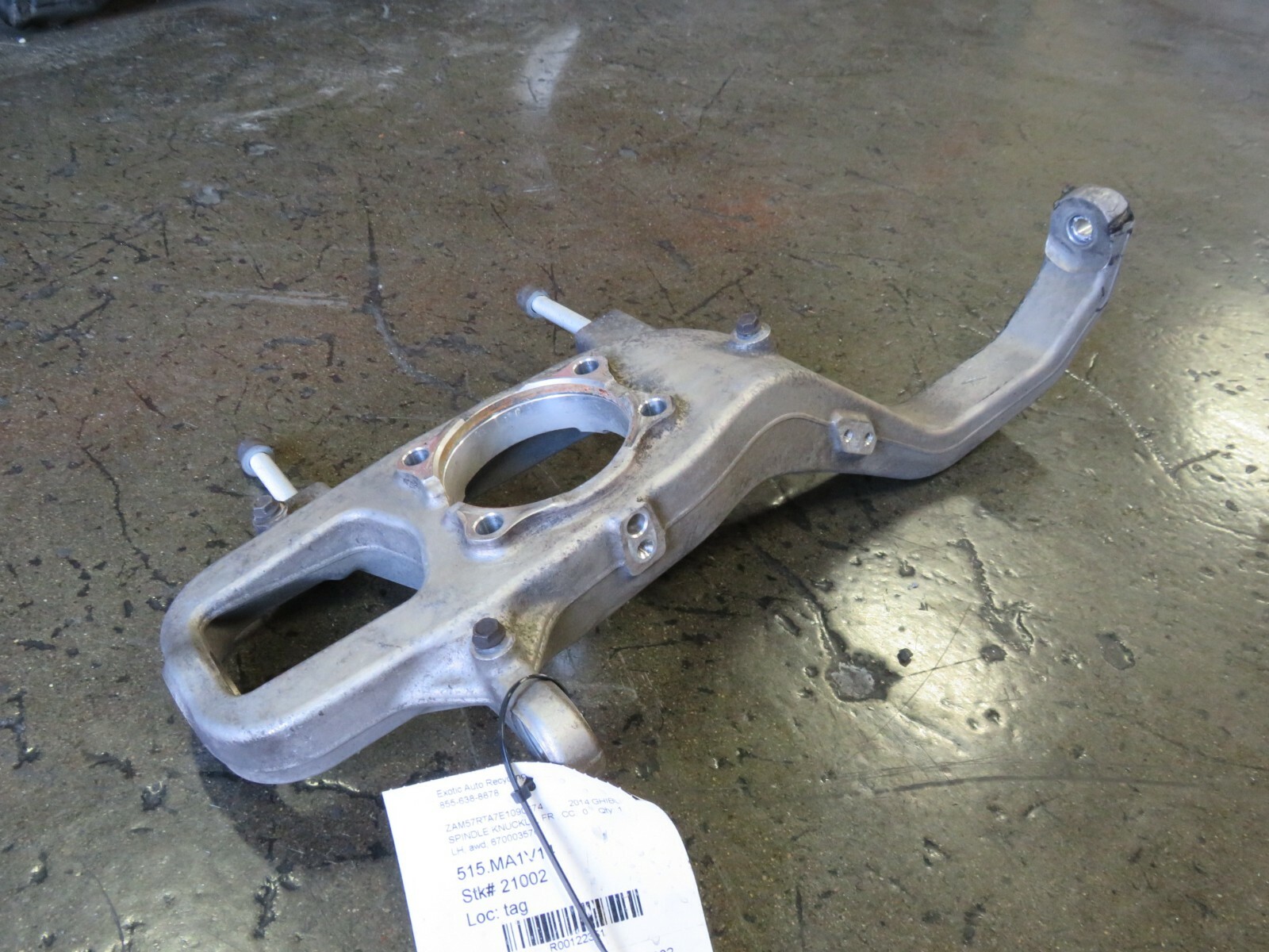 Maserati Ghibli, LH, Left, Front Spindle Knuckle, AWD, Used, P/N 670003576