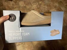Wayland Square Unisex Memory Foam Slippers Size Small