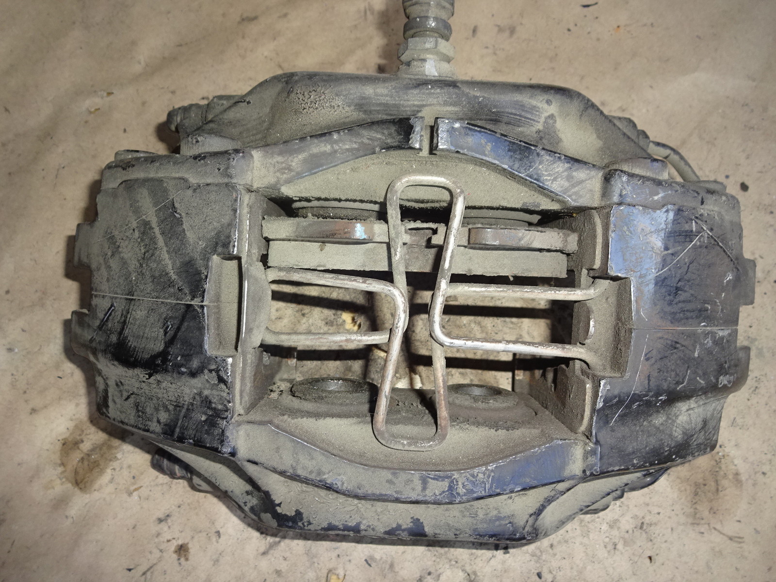 Maserati 4200 Coupe Spyder LH LR Left Rear Brake Caliper partC 200051