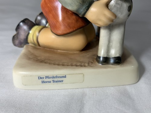 Goebel Hummel Figurine #423 Horse Trainer - 1981 - Picture 11 of 12