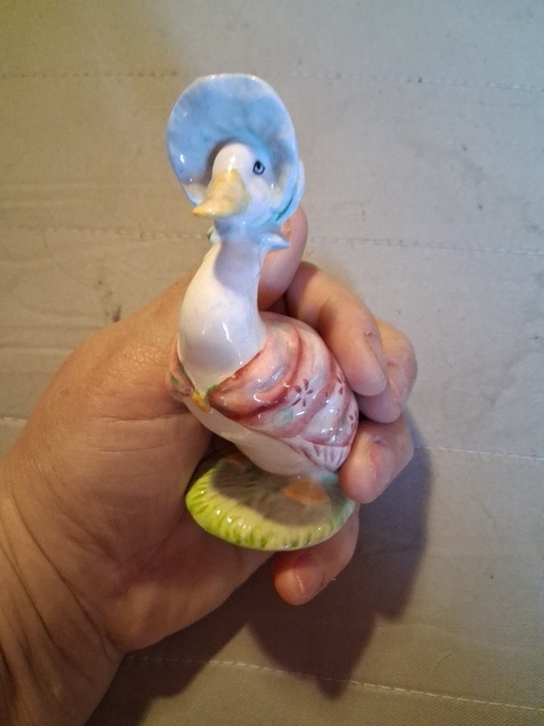 Vintage Royal Albert Beatrix Potter's JEMIMA PUDDLEDUCK figurine 1989 England