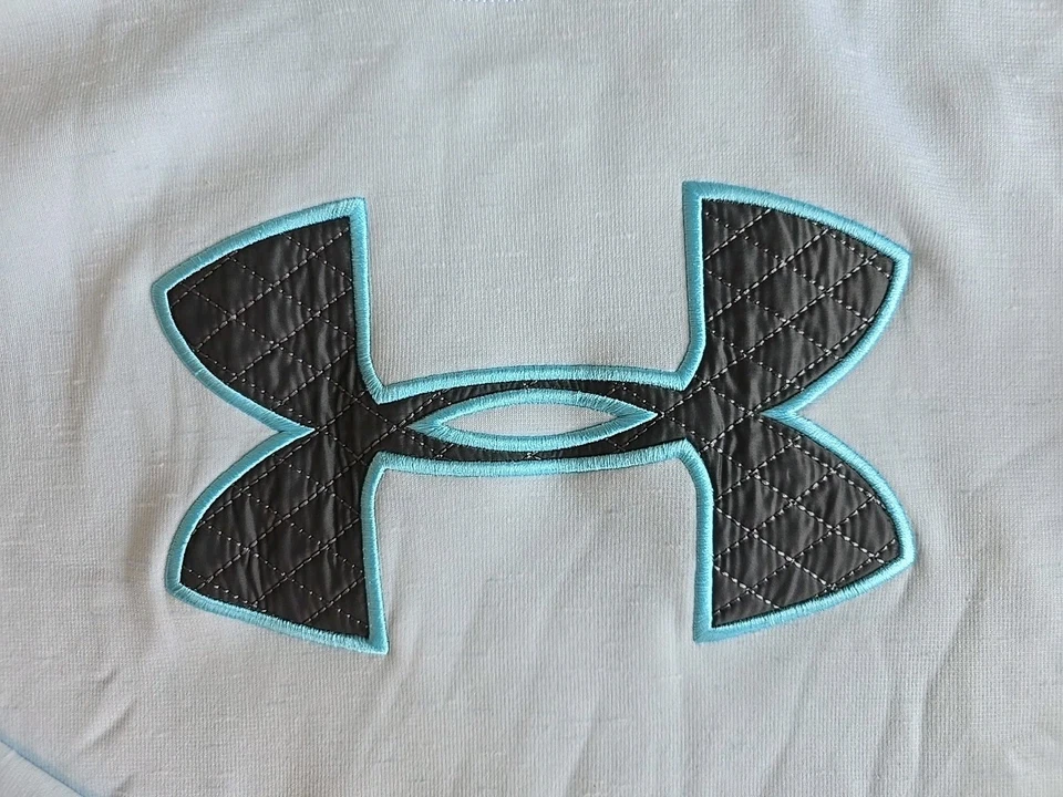 Sudadera con capucha Under Armour acolchada polar para mujer L azul bebé logotipo grande pulóver nueva con etiquetas Foto 4 de 4