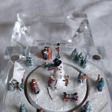 Thomas Kinkade Jingle Bells Musical , Moving Centre