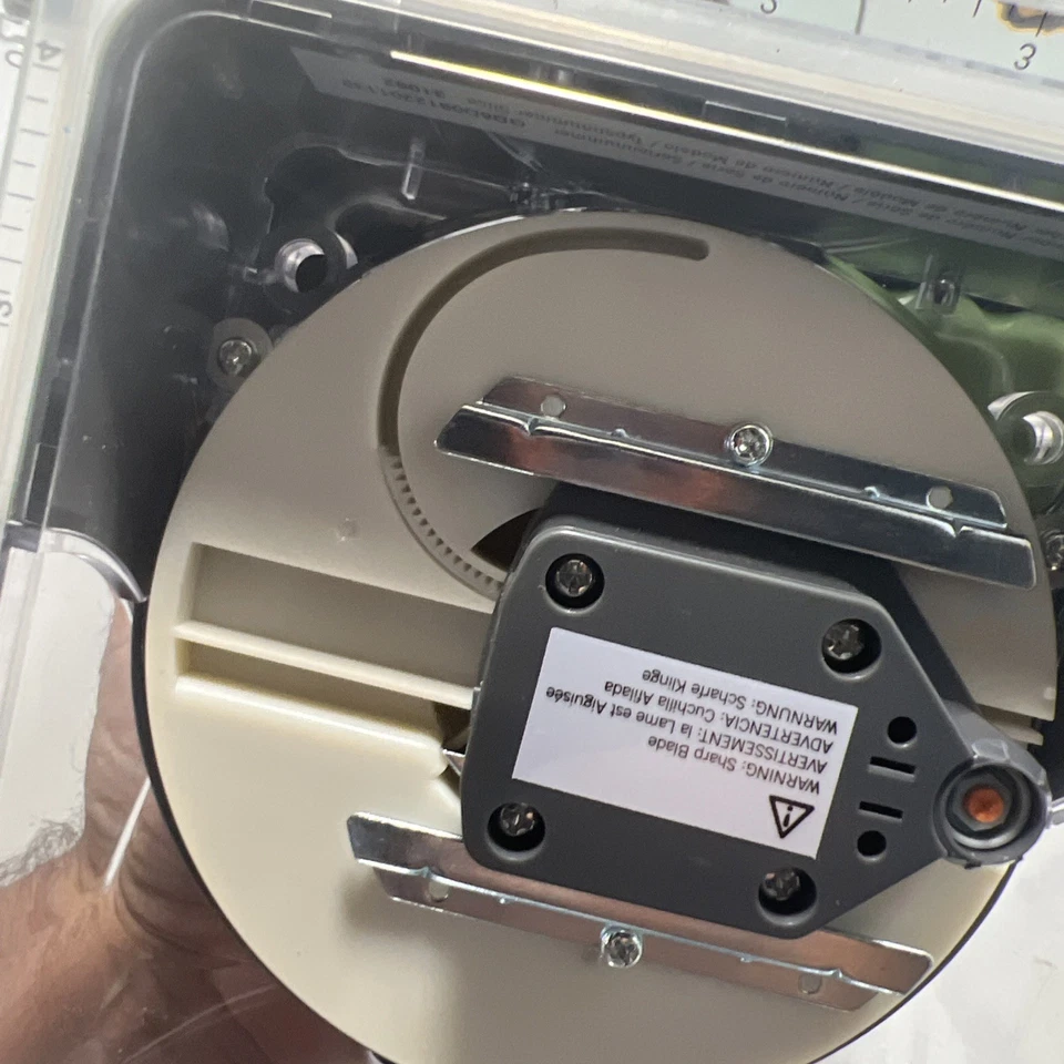 Slice Design Die Cutter Machine Making Memories Scrapbooking Cordless No Charger - Image 3 of 4