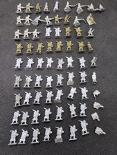  86 Infantry With Rifles Over The Shoulder Metal Miniatures 3/4"