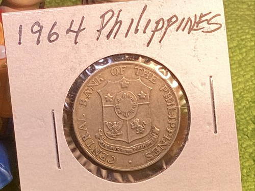 Philippines 5 Centavos 1964 - Liberty, Hammer, Anvil, Volcano, Eagle, Lion - Picture 4 of 6
