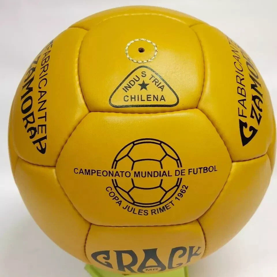 MR Crack Official Match BALL FIFA World Cup 1962 Soccer,Football