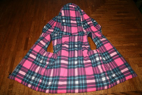Sugar Rush Girls NWOT Size Small fully lined Plaid Hooded Zip Up Vest - Picture 4 of 6