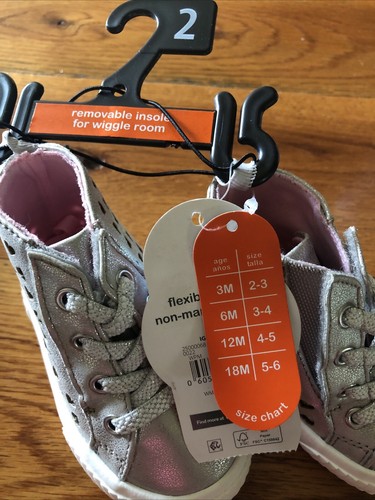 Wonder Nation Sneaker Shoes Baby Girls Size 2 US Silver Heart High Top Lace Up - Picture 4 of 4