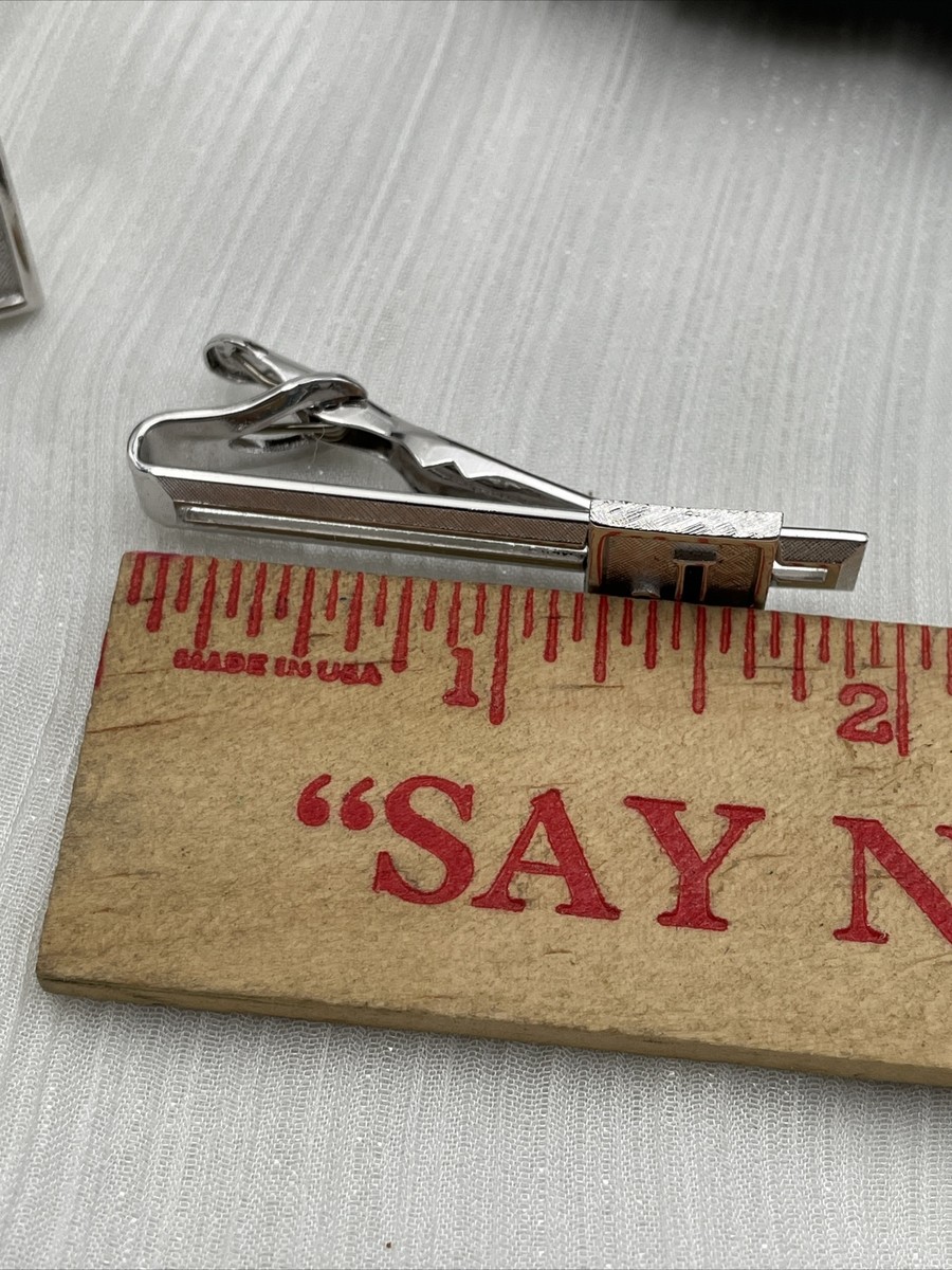 Boutons De Manchette Argentés Avec Monogramme 'J' - Marque Swank Pour Homme - Occasion
