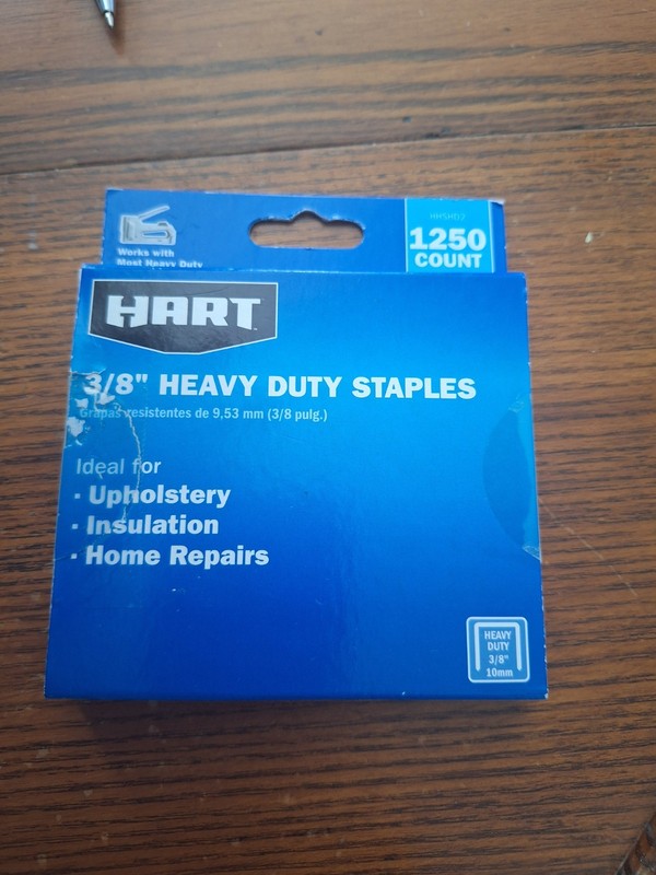3/8 INCH HEAVY DUTY STAPLES. by HART.  1250 count.