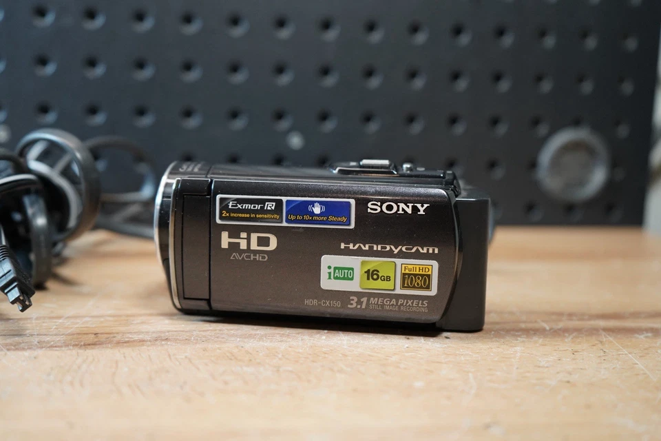 (Z) Sony HDR-CX 150 Handycam Camcorder with Power Supply Tested - Image 3 of 4