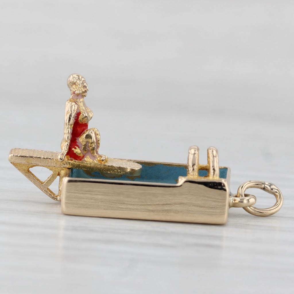 Chica En Tabla De Saltar En La Piscina Encanto 14k Oro Amarillo Figural Vintage