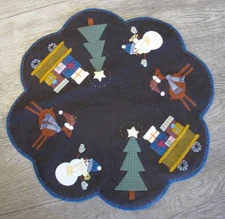 Folk Art CHRISTMAS Wool Applique Table Mat Primitive Decor 18" Tree Deer Snowman