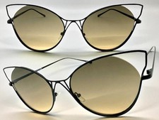 Oversized Exaggerated Chic Bold Funky Retro Cat Eye SUNGLASSES Large Black Frame