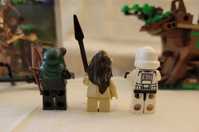 LEGO Star Wars Ewok Attack 7956 Complete Set Excellent Condition No Box