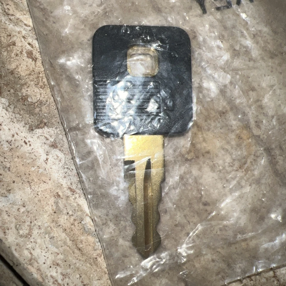 Original Genuine Craftsman Tool Box Replacement Key #QB-8201 - Image 3 of 3