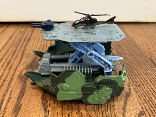 Vintage 1989 Kenner Toys Mega Force Crossbolt Mobile Armored Helipad - Picture 12 of 17