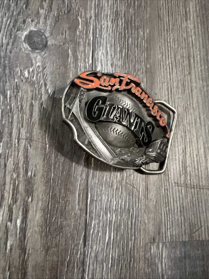 Fivela oficial 1988 Siskiyou edição limitada San Francisco Giants 533 de 10000 - Imagem 3 de 4