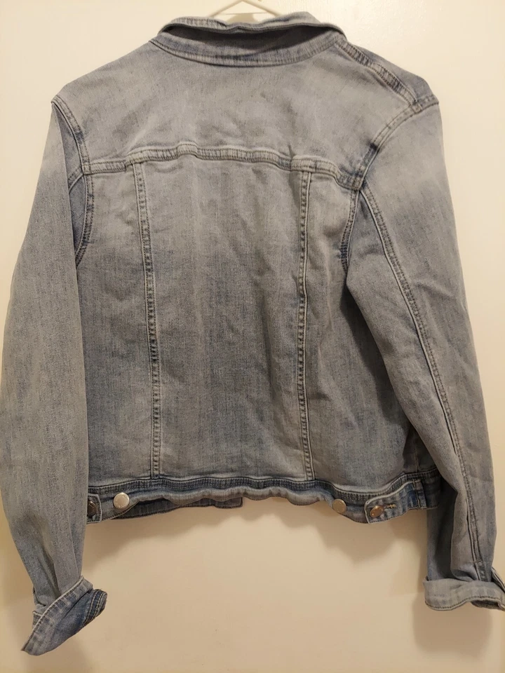 Chaqueta vaquera azul índigo. Talla grande. Foto 4 de 4