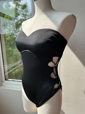 Kenneth Cole Medium Solid Black Side Loop Bandeau One Piece Swimsuit w/Straps 