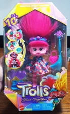Mattel Trolls Band Together Queen Poppy Fashion Doll & 10+ Accessories NEW 2023