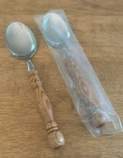 2 Place Oval Soup Spoon Old Homestead Lifetime Stainless Wood Handle Taiwan