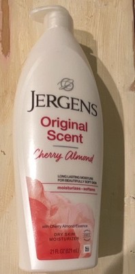 Jergens Original Scent Cherry Almond Dry Skin Moisturizing Lotion 21 fl oz