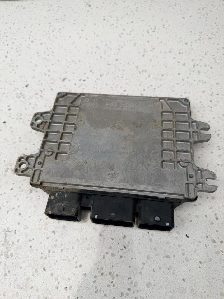 Módulo de control ECM Nissan Altima 2007 motor de 2,5 L MEC120-020 F1 MEC120020F1 OEM Foto 2 de 4