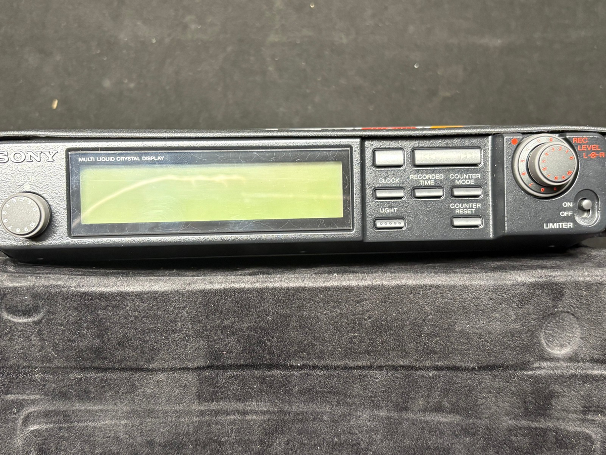 Sony TCD-D10 PRO II Professional DAT Recorder***NEW Open Box w