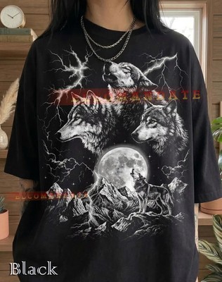 Wolf Pack Howling Wolf Full Moon Comfort Tee