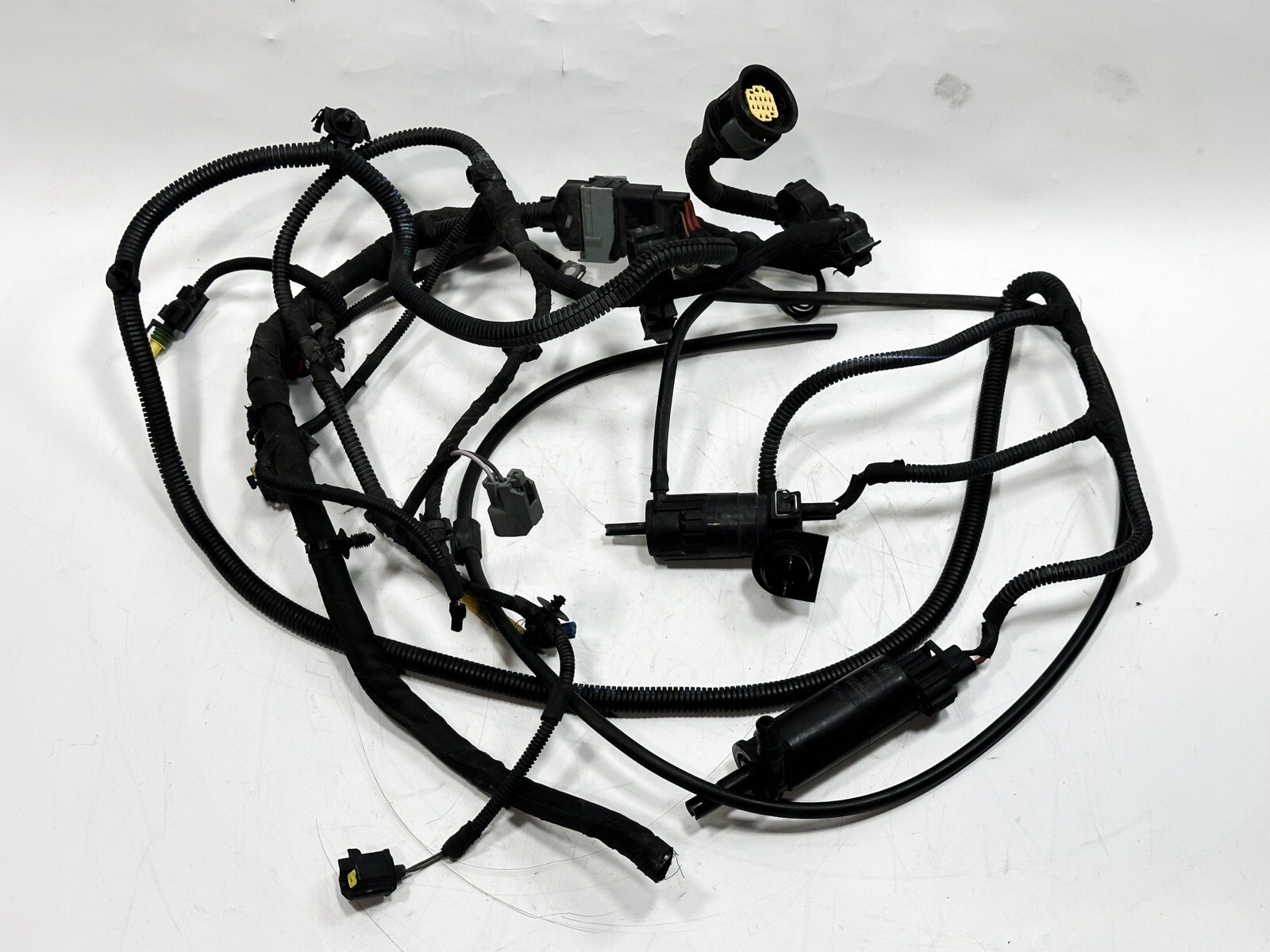 14-17 MASERATI QUATTROPORTE LEFT FRONT HEADLIGHT HEAD LIGHT WIRE HARNESS CUT OEM